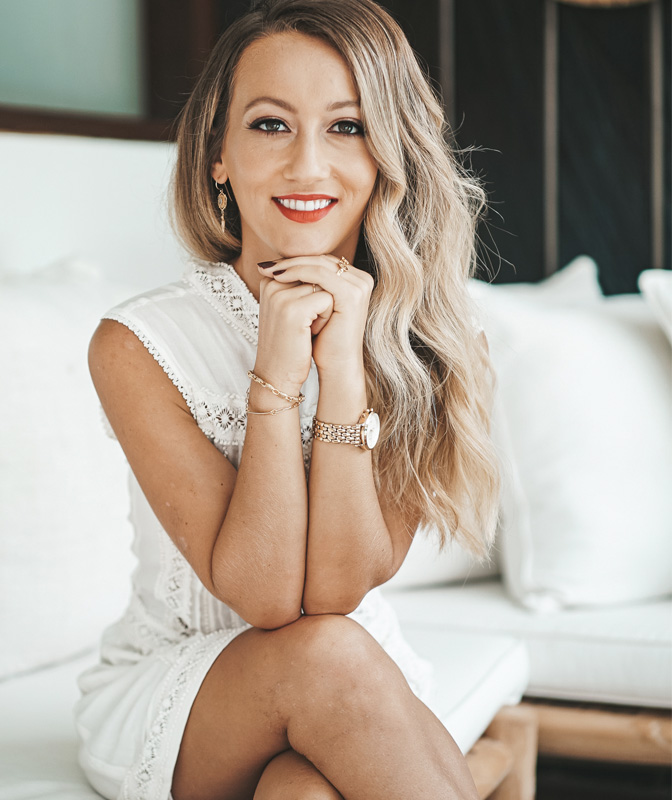 Elaina Profile